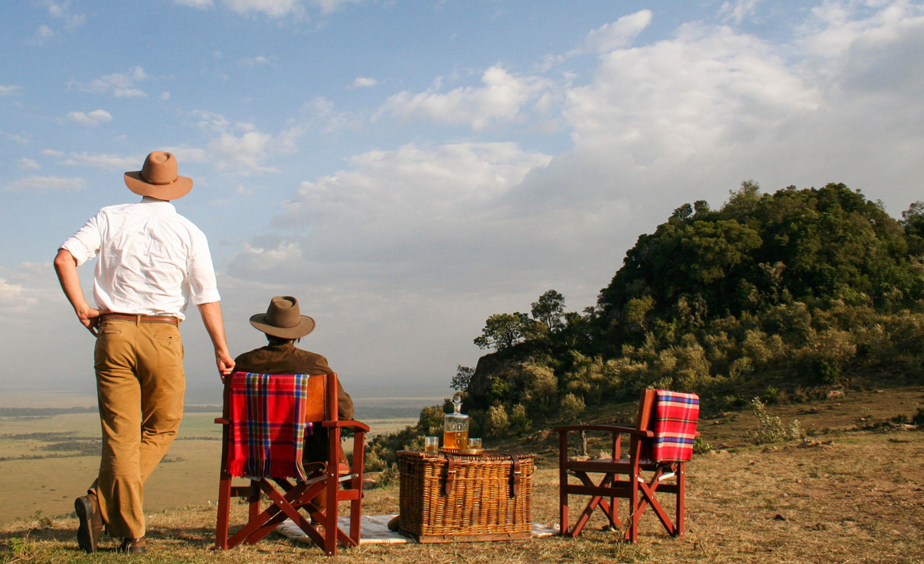 Bush dinners are one of the most magical romantic experiences offered on African Honeymoon Safaris. These special dining experiences take place in remote wilderness settings illuminated by lanterns and candles.
