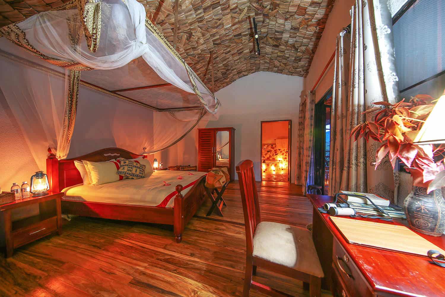 Mahogany Springs Lodge Bedroom