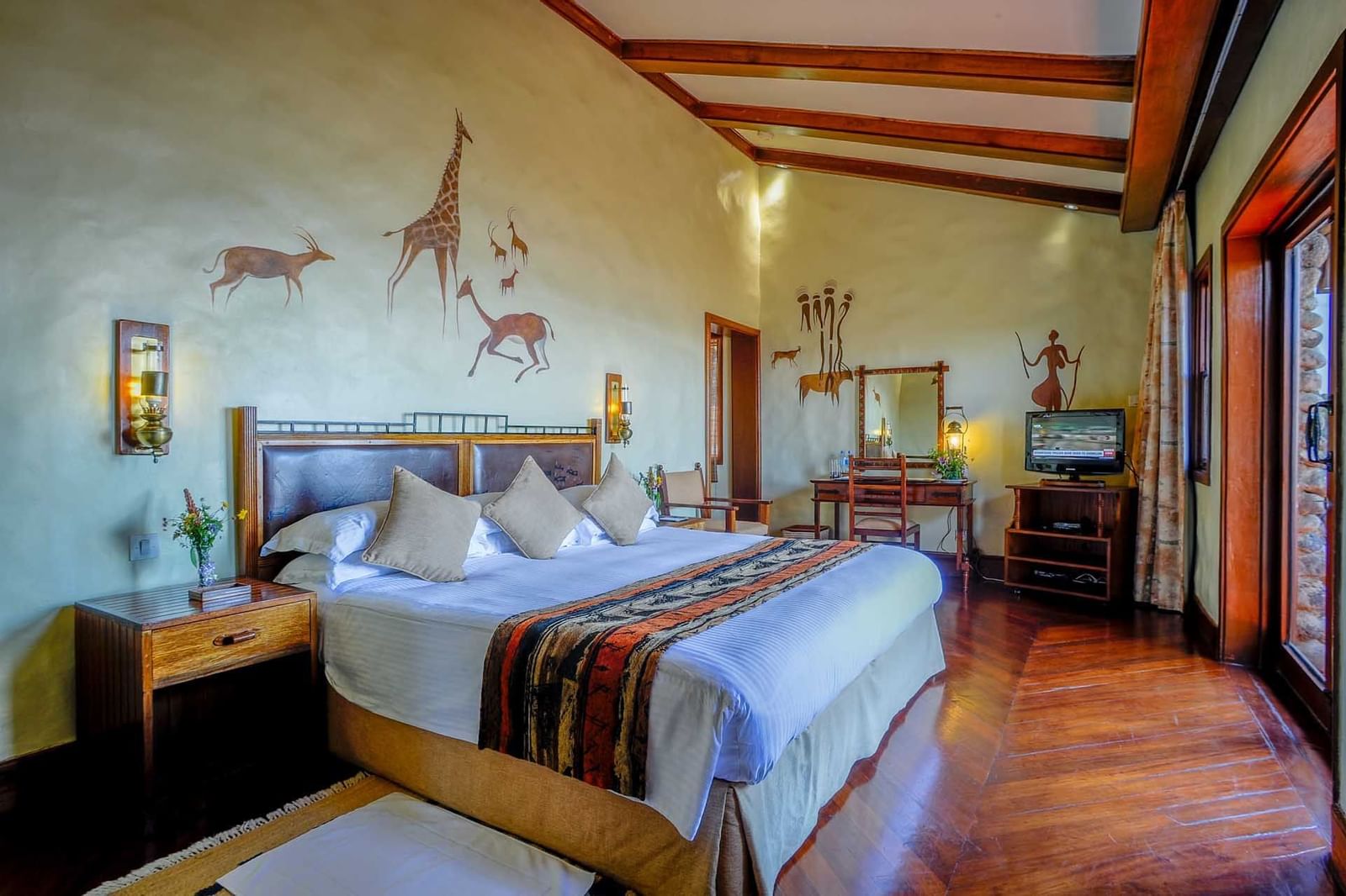 Ngorongoro Serena Lodge Bedroom