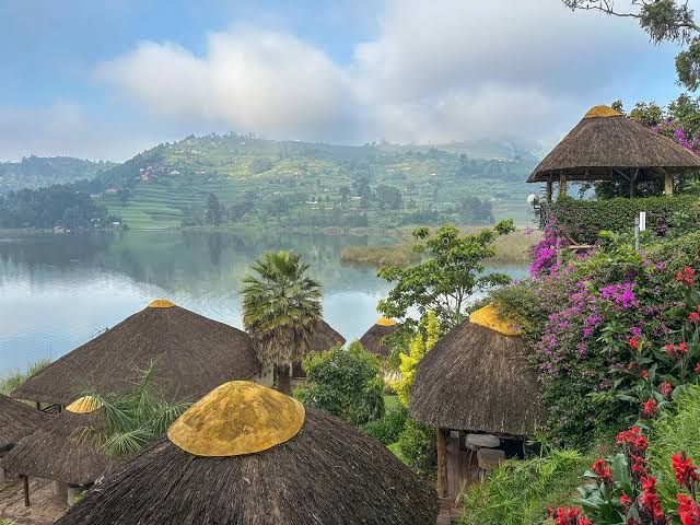 Lakeview and Island Lodges Lake Bunyonyi