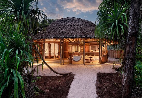 Luxury Accommodation in Rwanda and Zanzibar