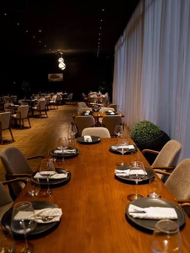 Private Dining and Sunset Moments 1