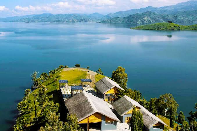 Private Villas and Lakeside Suites 1