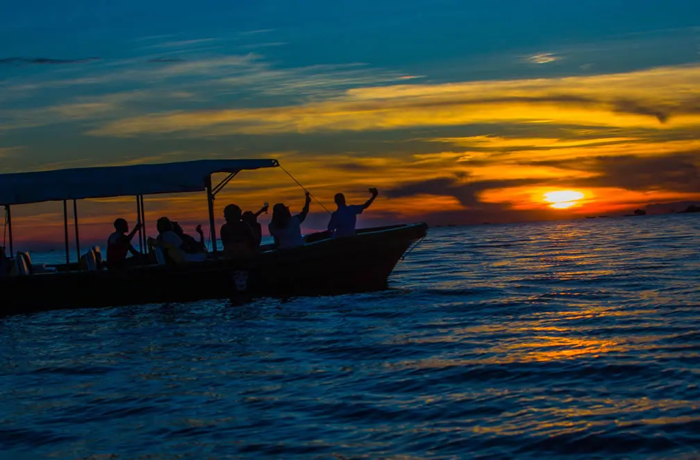 Sunset Cruises and Lakeside Picnics WebP