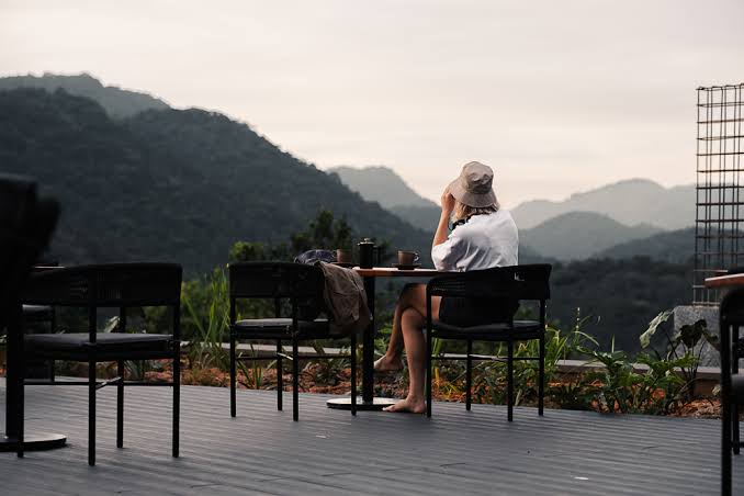 The Romantic Appeal of Uganda Fly-In Honeymoon Safaris