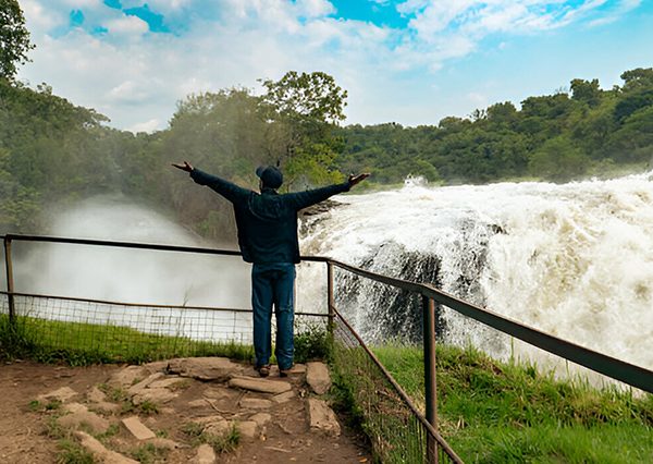 Best Season for a Romantic Uganda vs Rwanda Honeymoon Safari