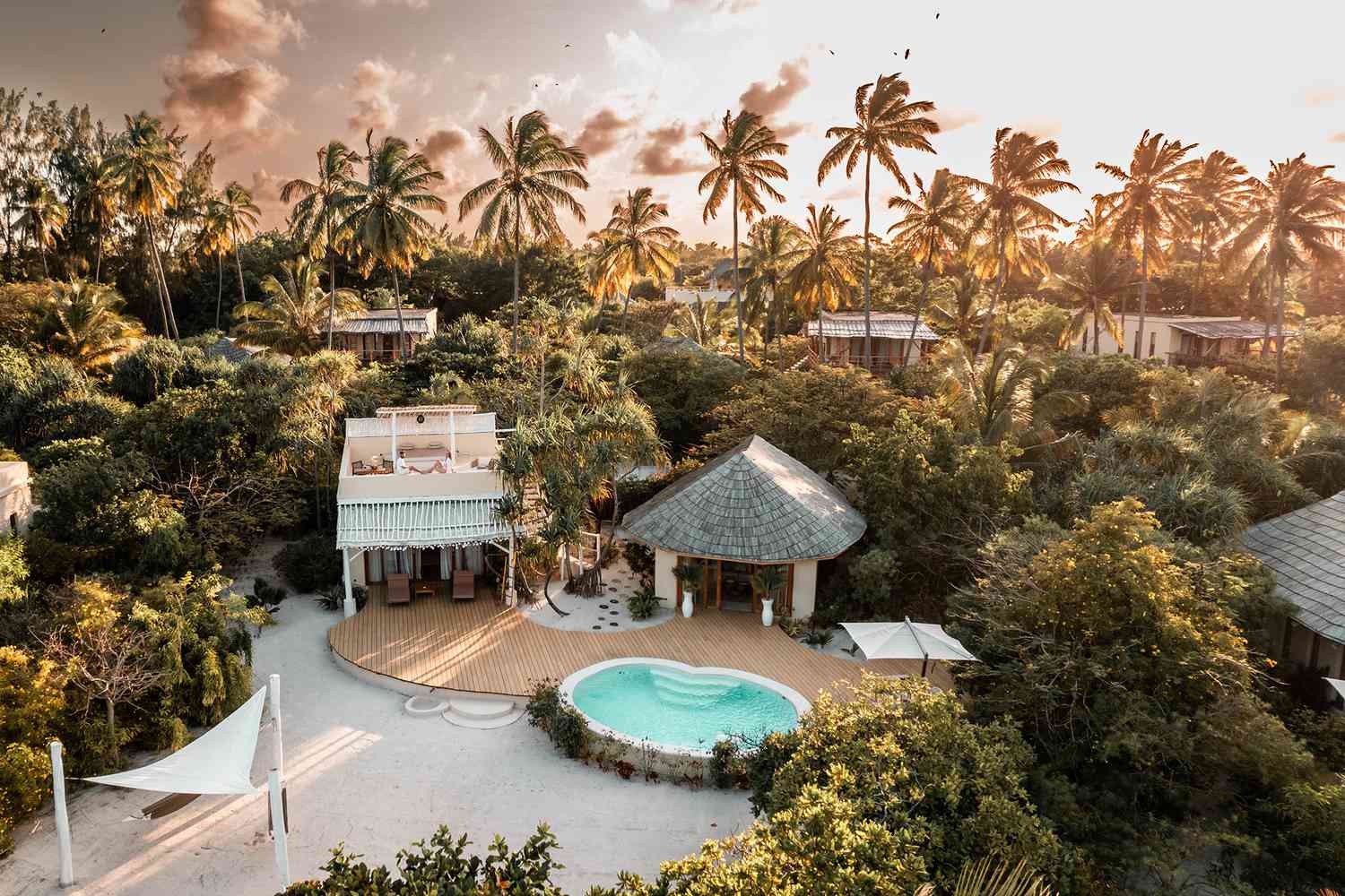 Combining Romantic Safari Lodges with Zanzibar