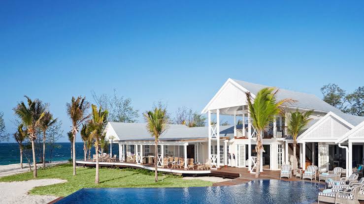 Exclusive Luxury Safari Camp Amenities in Tanzania