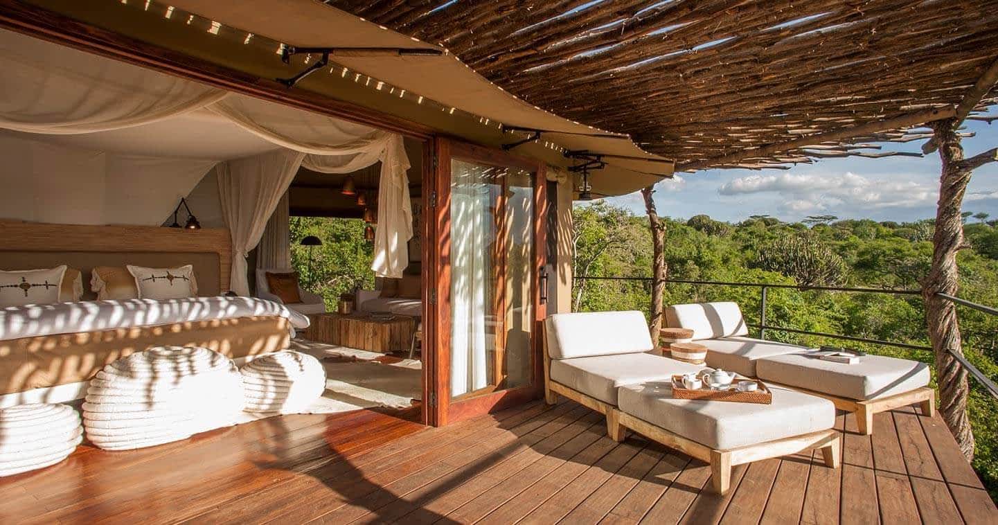 Luxury Gorilla Lodges Designed for Romance