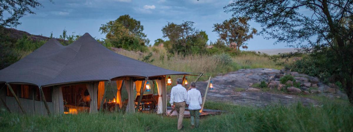 Tanzania offers endless opportunities for unforgettable romantic adventures. The Serengeti National Park hosts the 