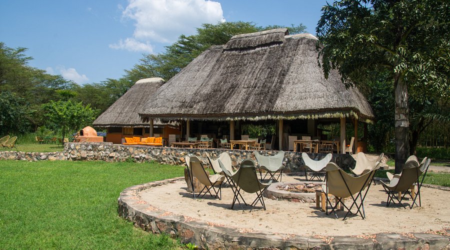 Best Luxury Honeymoon Lodges and Safari Camps in Uganda