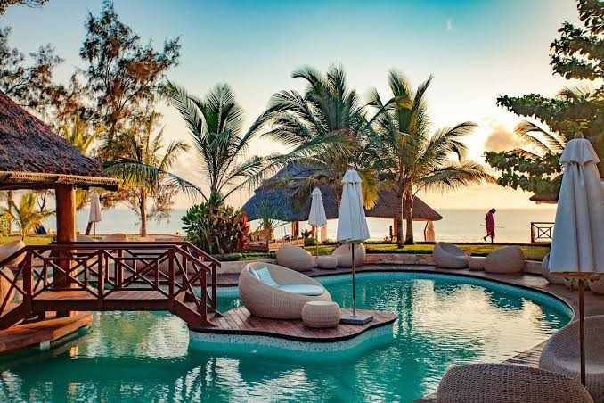 Luxury Safari Lodges for Honeymoon Couples 5