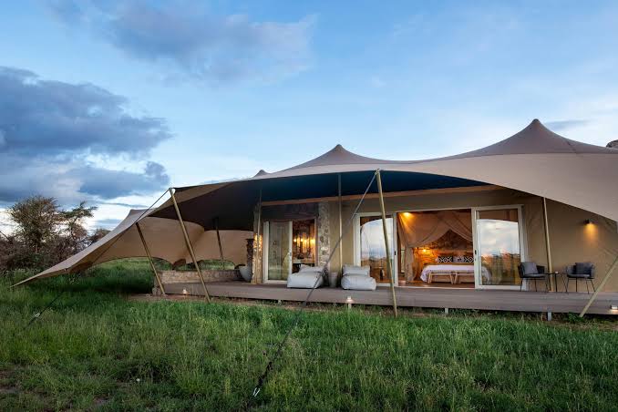 Luxury safari lodge for honeymoon couples in Tanzania